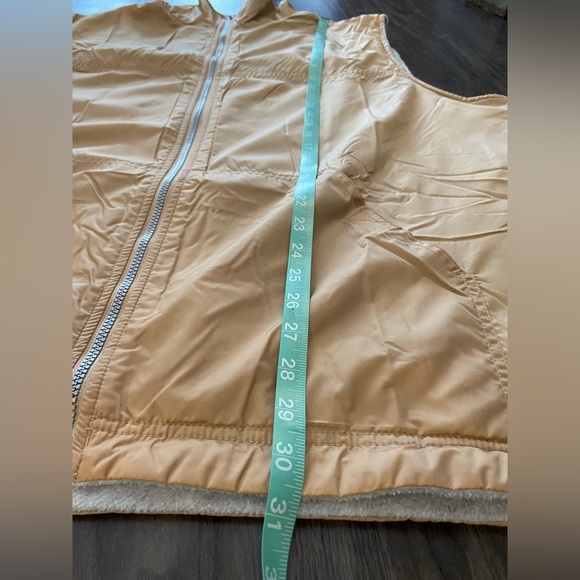 Basic Concepts men’s reversible vest, Tan/Gray Size XL - Picture 6 of 11